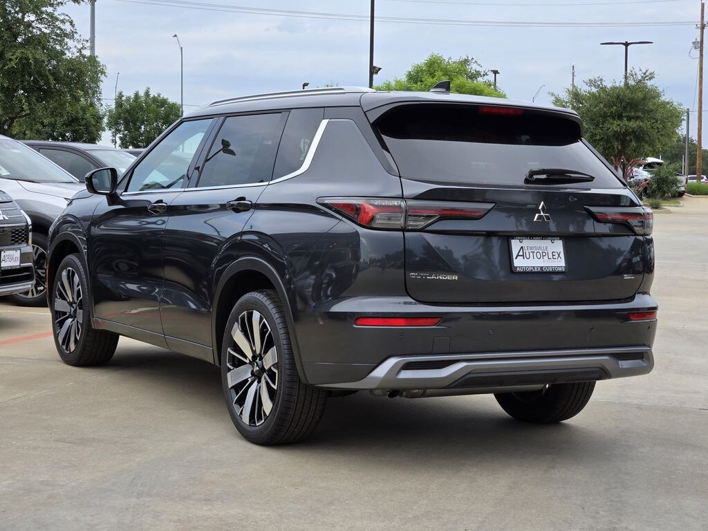 New 2026 Mitsubishi Outlander SEL SUV