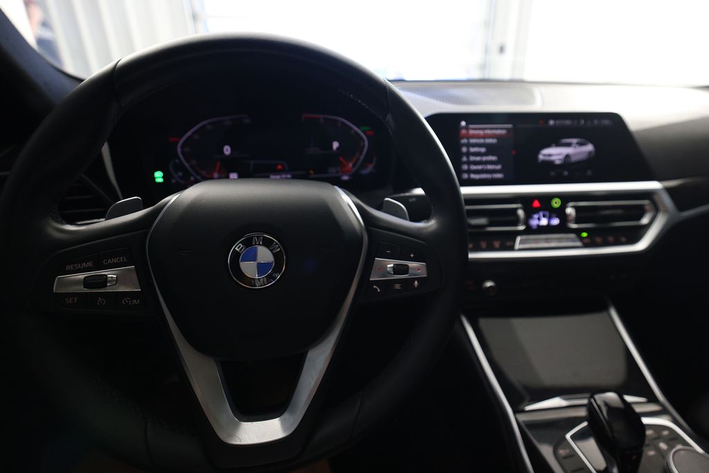 2020 BMW 3 Series 330i - Photo 18