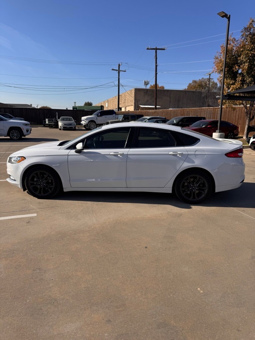 Used 2018 Ford Fusion SE Sedan