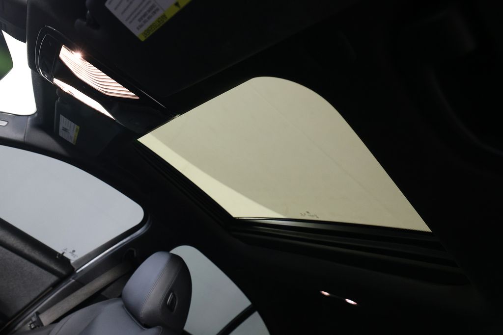 2020 BMW 3 Series 330i - Photo 29
