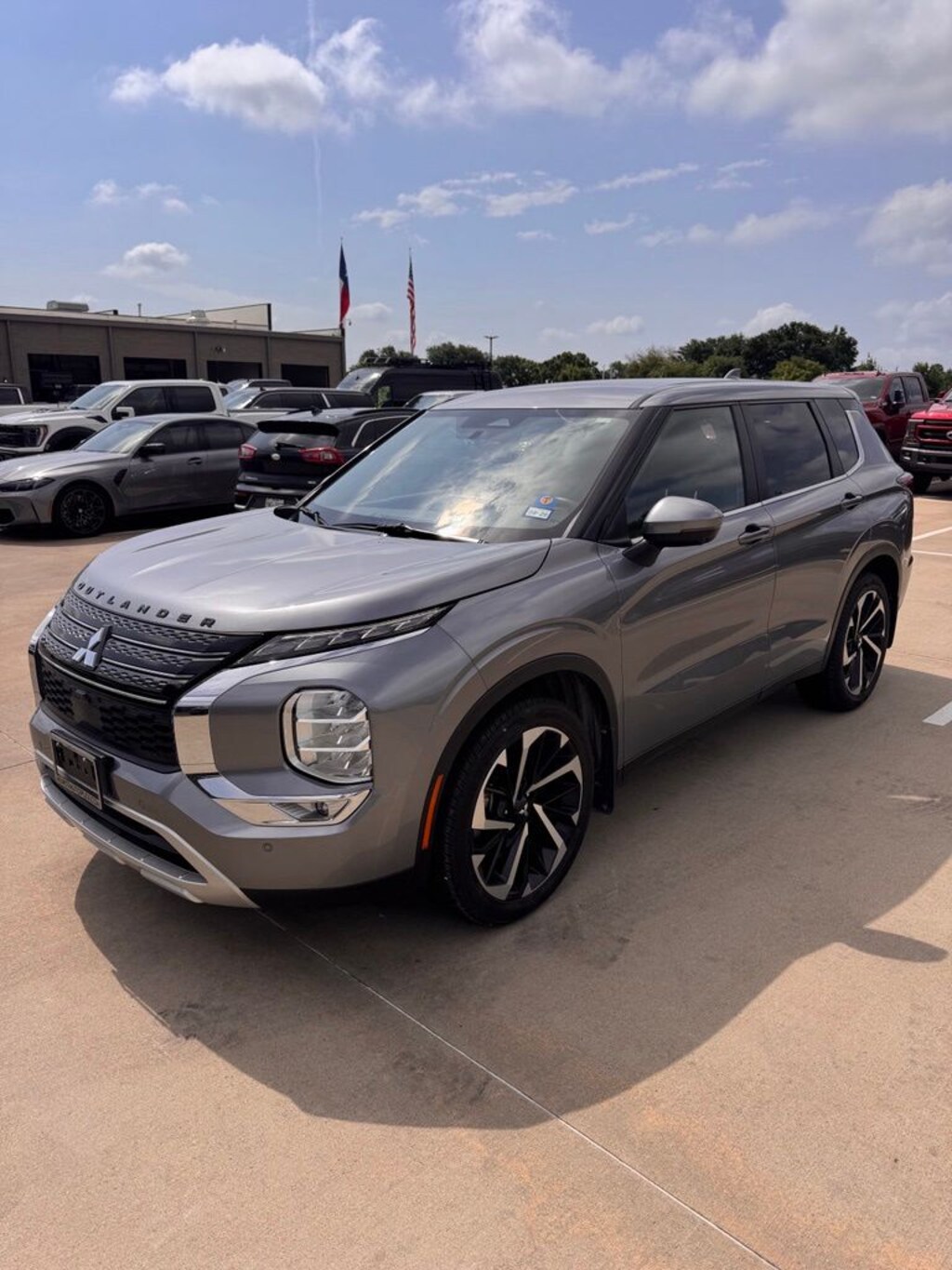 Used 2023 Mitsubishi Outlander SE SUV