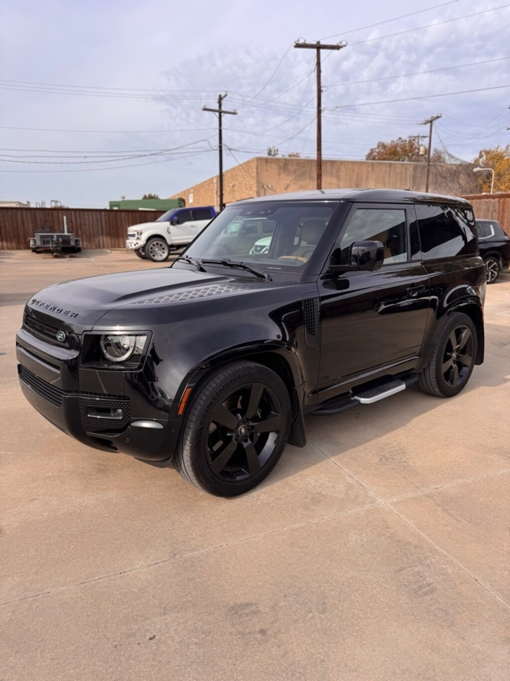 Used 2024 Land Rover Defender 90 V8 SUV