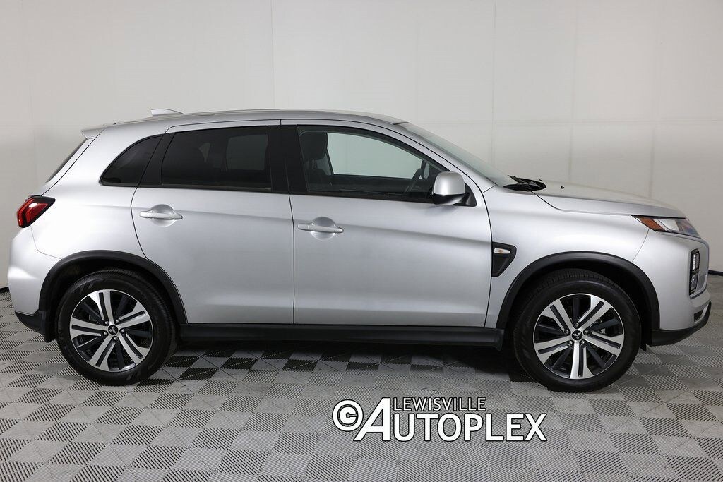 Used 2025 Mitsubishi Outlander Sport 2.0 ES SUV
