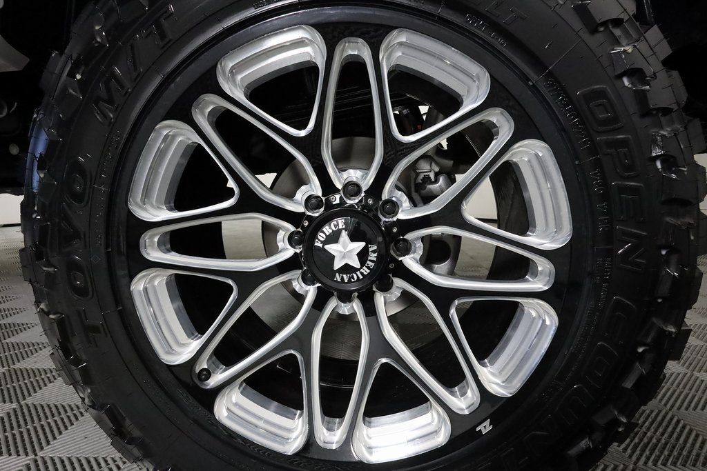 2025 Ford F-250 Super Duty Platinum - Photo 52