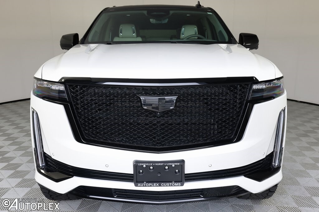 2024 Cadillac Escalade ESV Sport Platinum photo 2