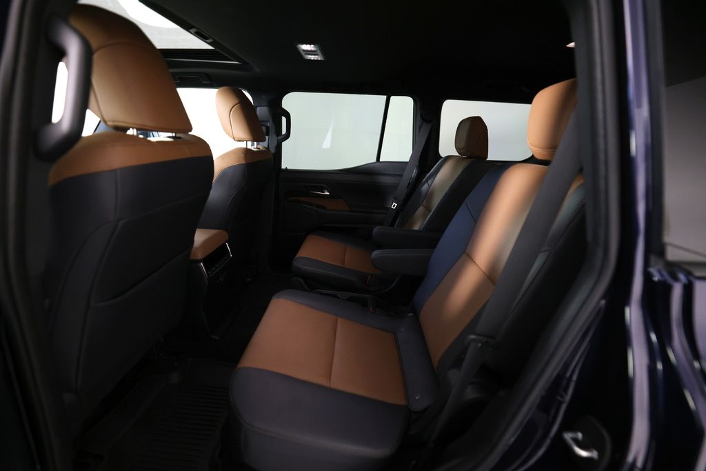 2024 Lexus GX Premium+ - Photo 15