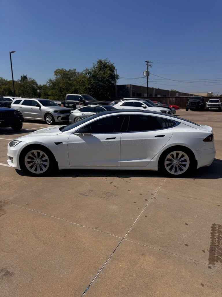 2019 Tesla Model S Long Range photo 3