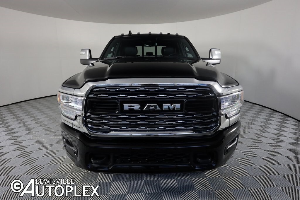 2024 Ram 2500 Limited photo 2