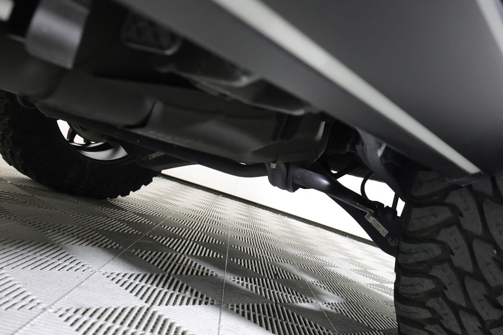2025 GMC Yukon AT4 - Photo 50