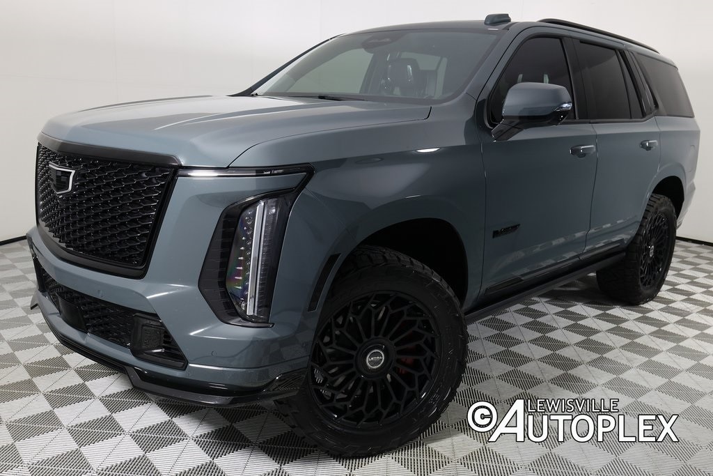 2025 Cadillac Escalade V's photo