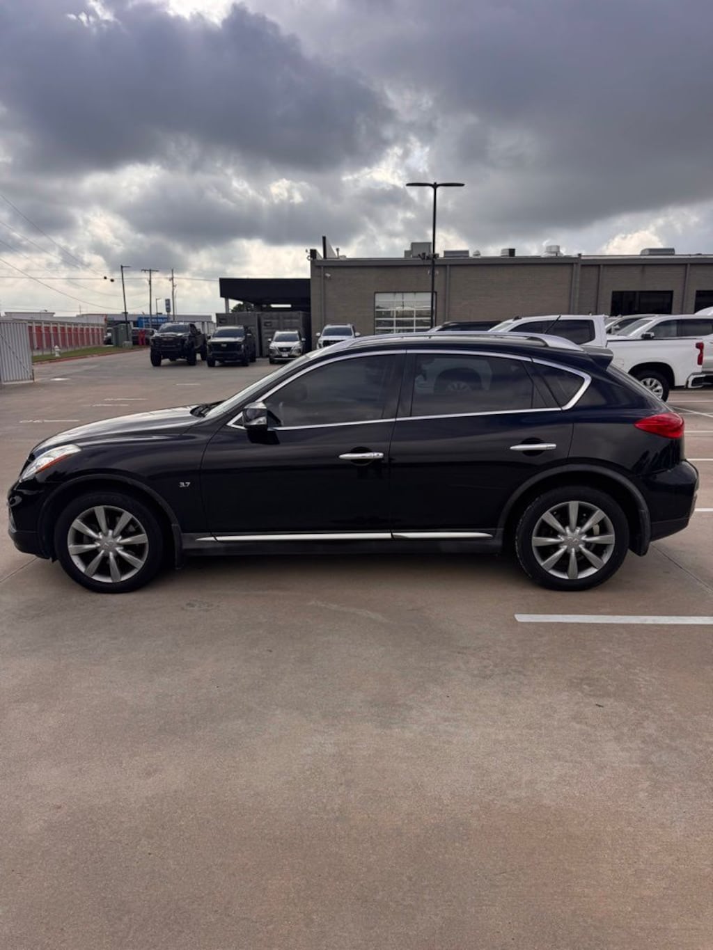 Used 2017 INFINITI QX50 Base SUV
