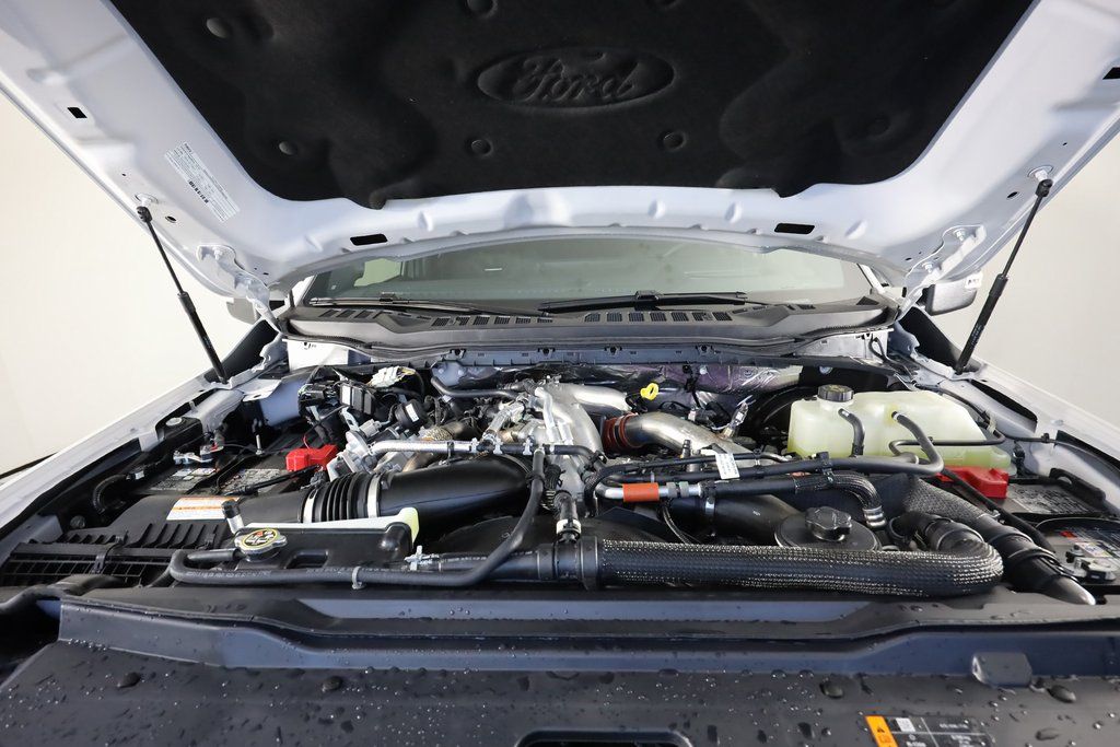 2025 Ford F-250 Super Duty Platinum - Photo 45