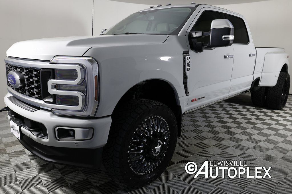 2025 Ford F-350 Super Duty Platinum - Photo 10