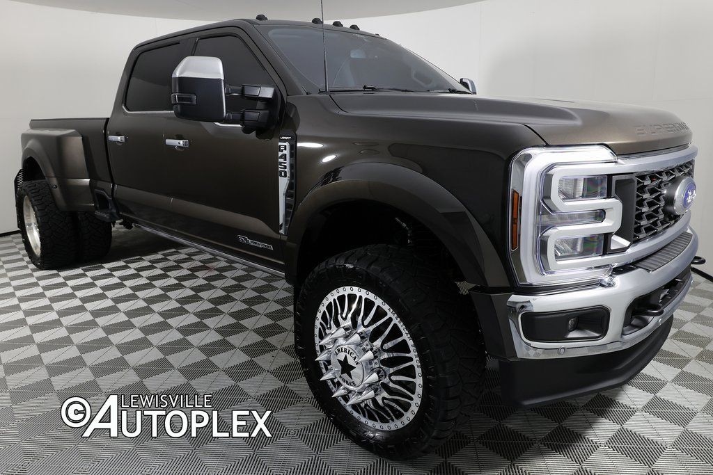 Used 2025 Ford F-450 Lariat Truck