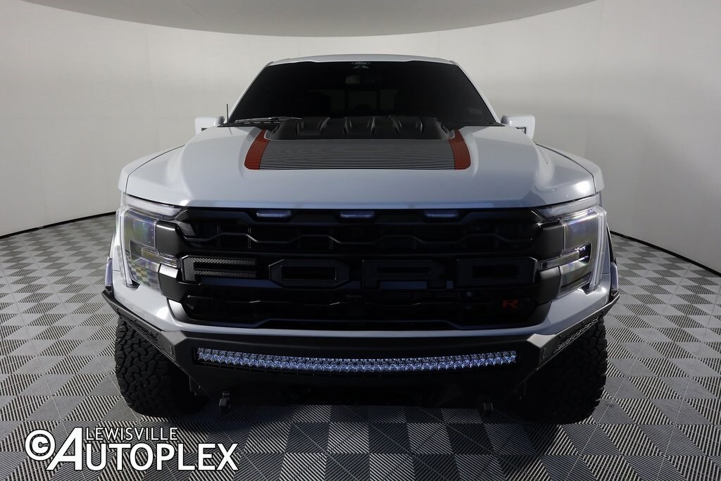 2024 Ford F-150 Raptor photo 2