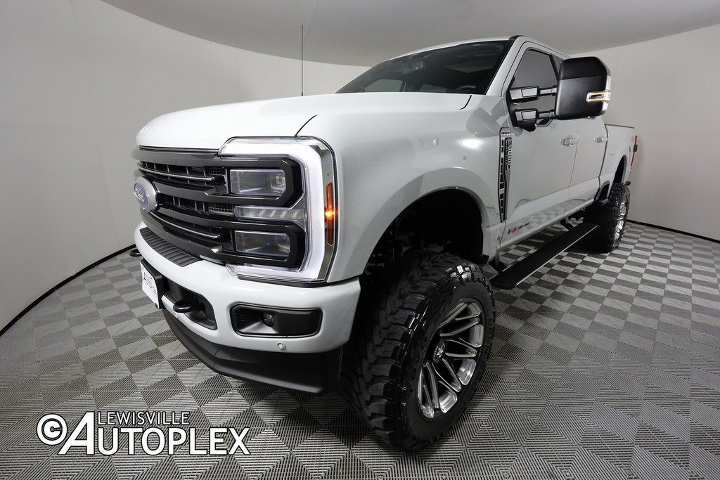 2025 Ford F-250 Super Duty Platinum - Photo 10
