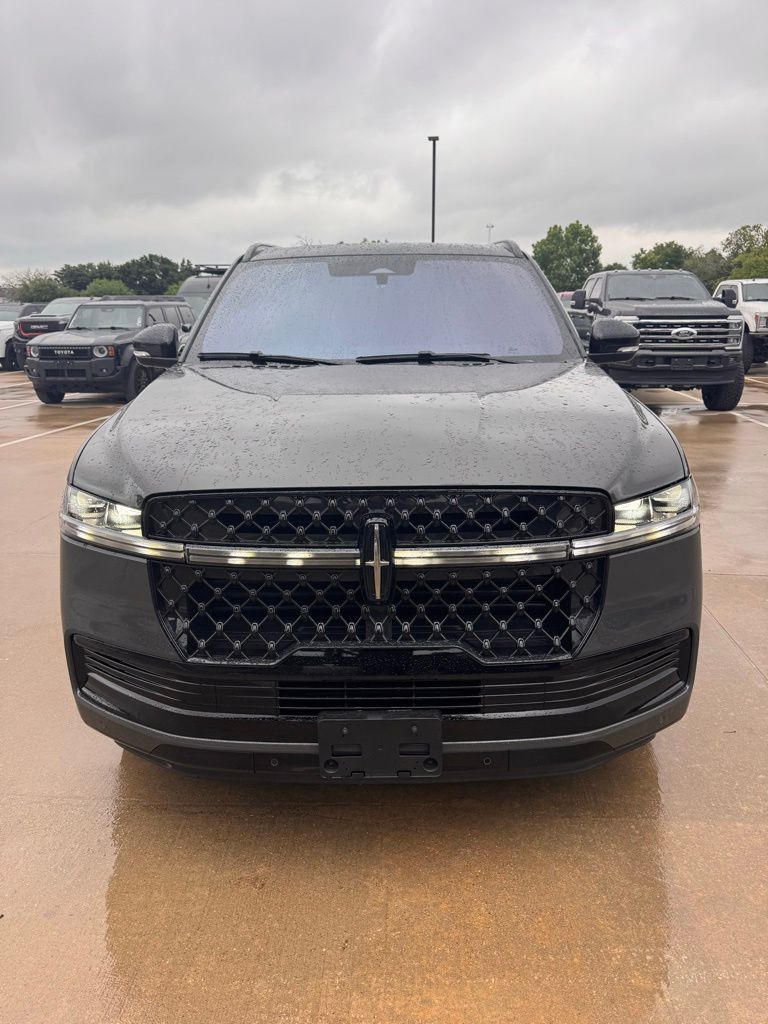 2025 Lincoln Navigator Black Label 4WD's photo
