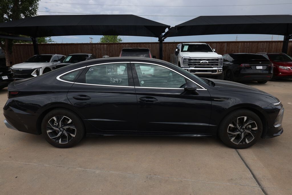 Used 2025 Hyundai Sonata SEL Sedan