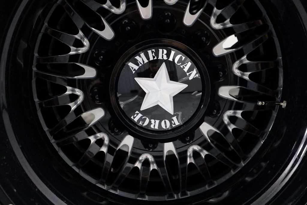 2025 Ford F-450 Super Duty Platinum - Photo 54