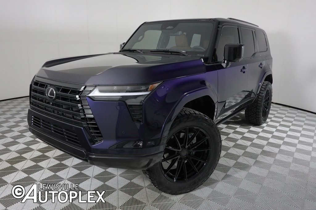 2025 Lexus GX Luxury's photo