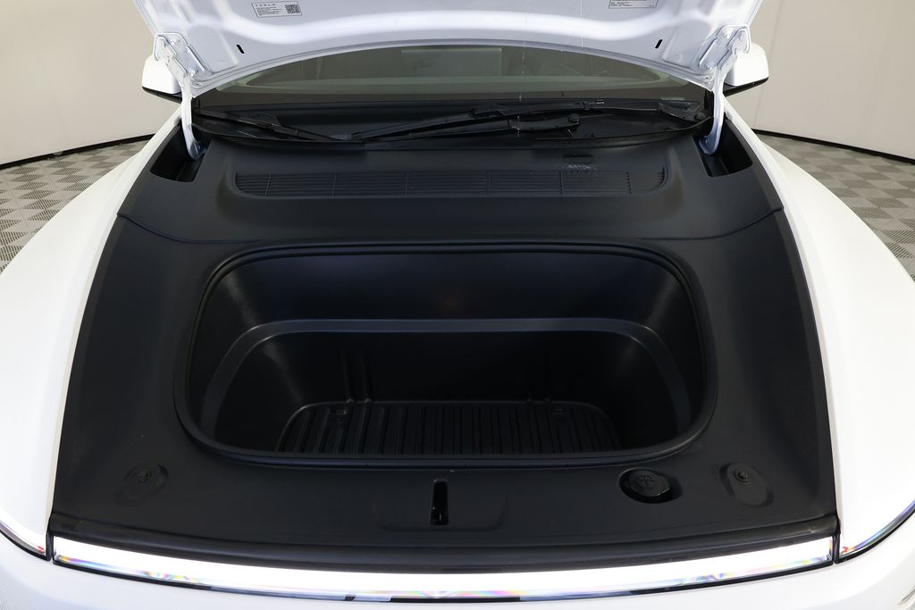 2026 Tesla Model Y Long Range - Photo 34