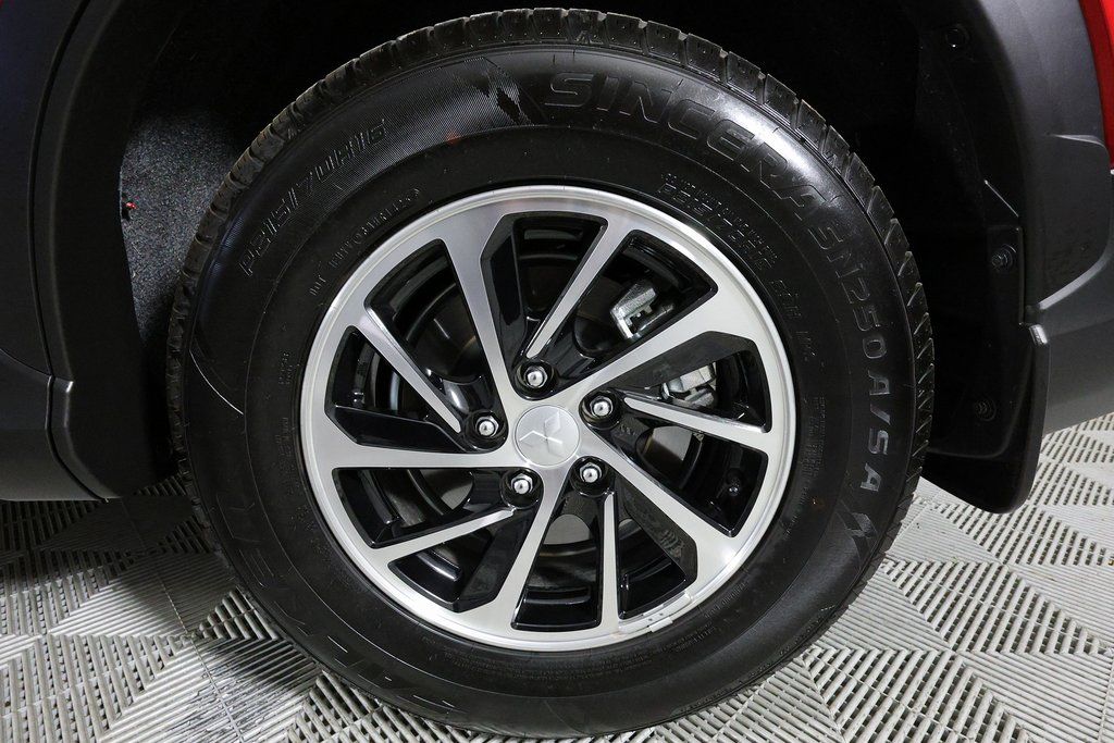2025 Mitsubishi Eclipse Cross ES - Photo 36