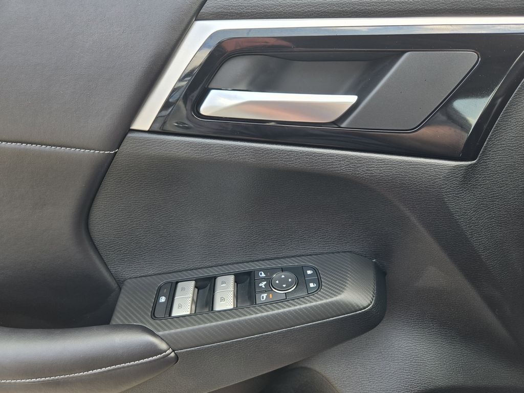 2025 Mitsubishi Outlander Trail Edition - Photo 16
