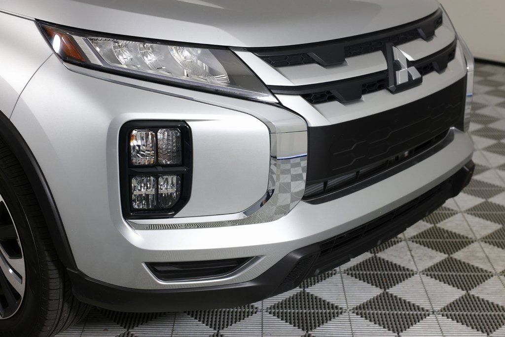 2025 Mitsubishi Outlander Sport ES - Photo 32