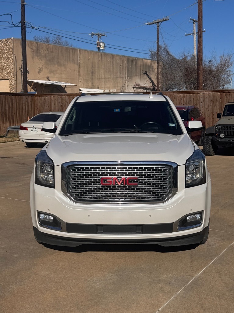 2017 GMC Yukon Denali's photo