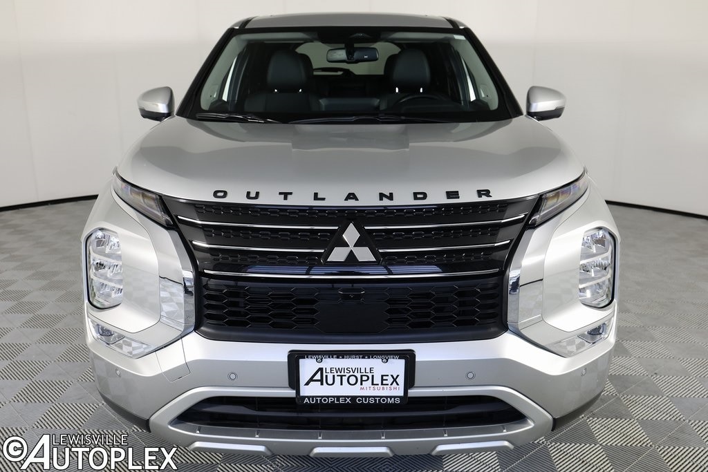 Used 2024 Mitsubishi Outlander SE SUV