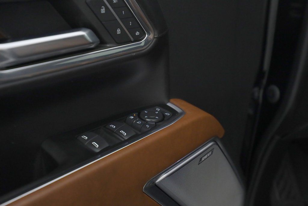 2024 GMC Sierra 3500HD Denali Ultimate - Photo 16