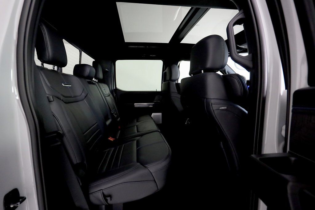 2025 Ford F-250 Super Duty Platinum - Photo 12