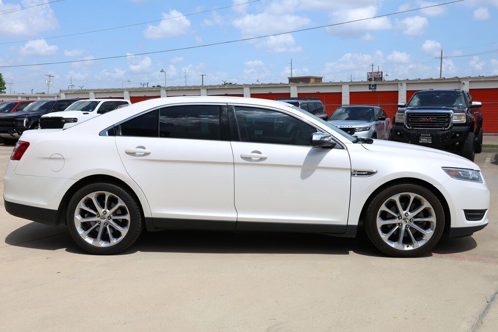 Used 2019 Ford Taurus Limited Sedan