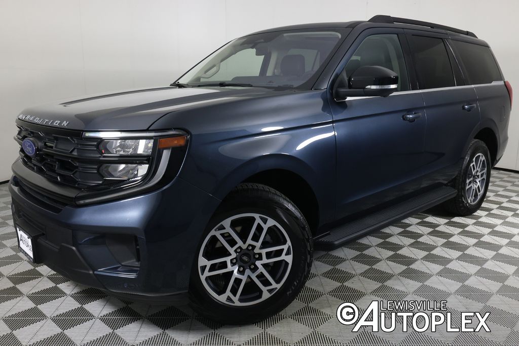 Used 2025 Ford Expedition Active