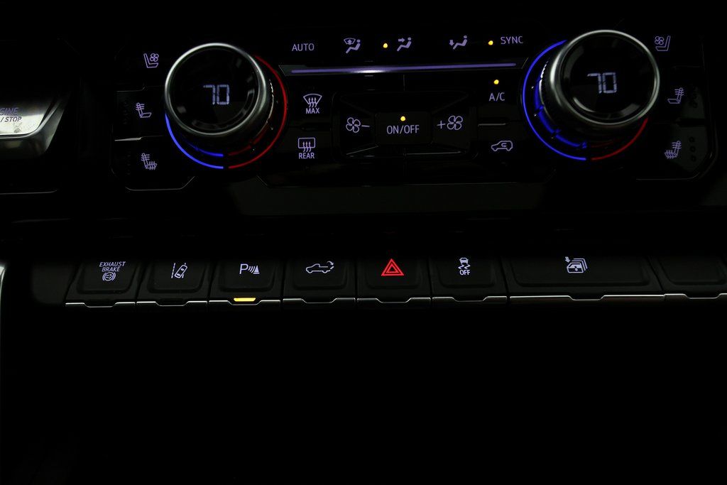 2025 GMC Sierra 3500HD Denali Ultimate - Photo 35