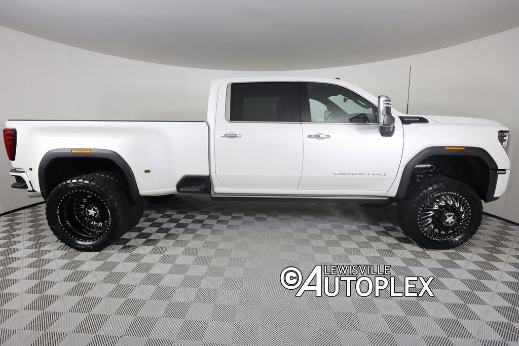 2024 Gmc Sierra 3500 HD Denali Ultimate photo 4
