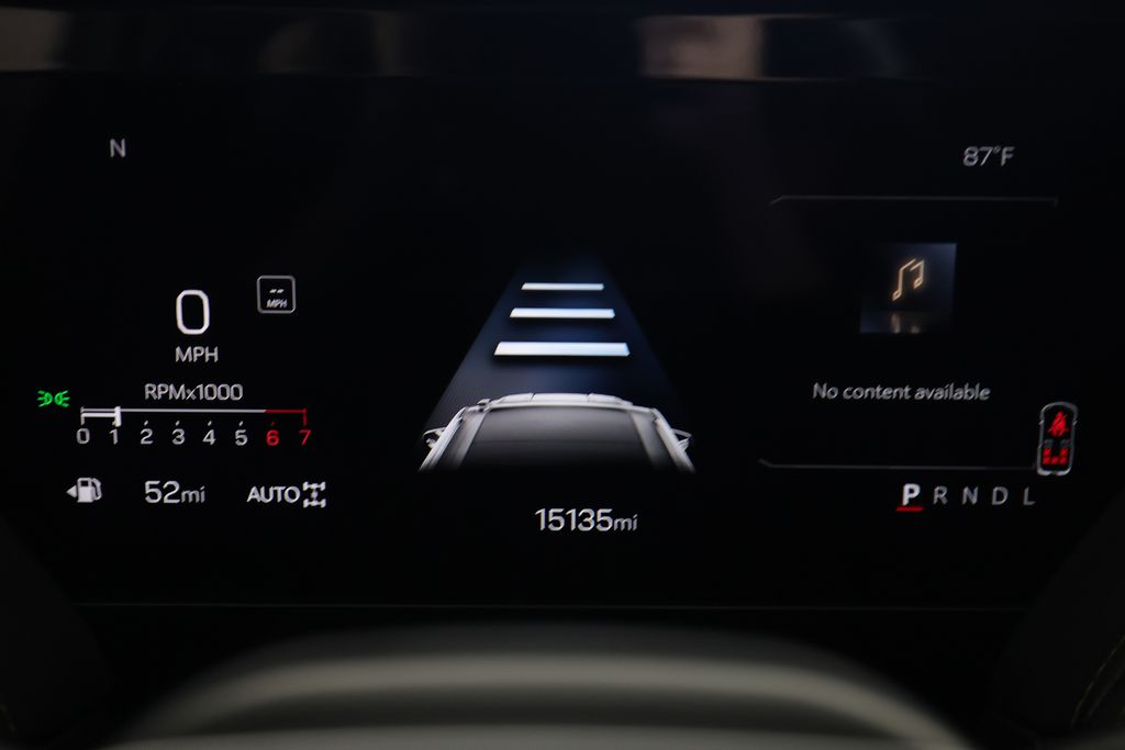 2025 GMC Yukon AT4 - Photo 25