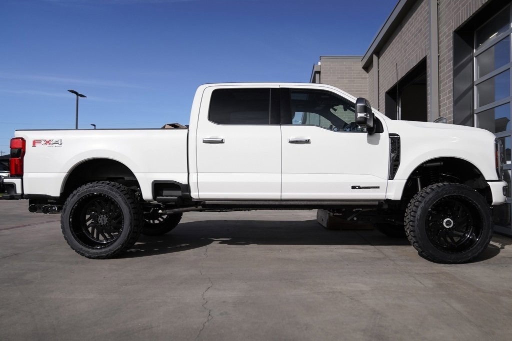 Custom Lifted 2024 Ford F250 For Sale in Hurst, TX 18954