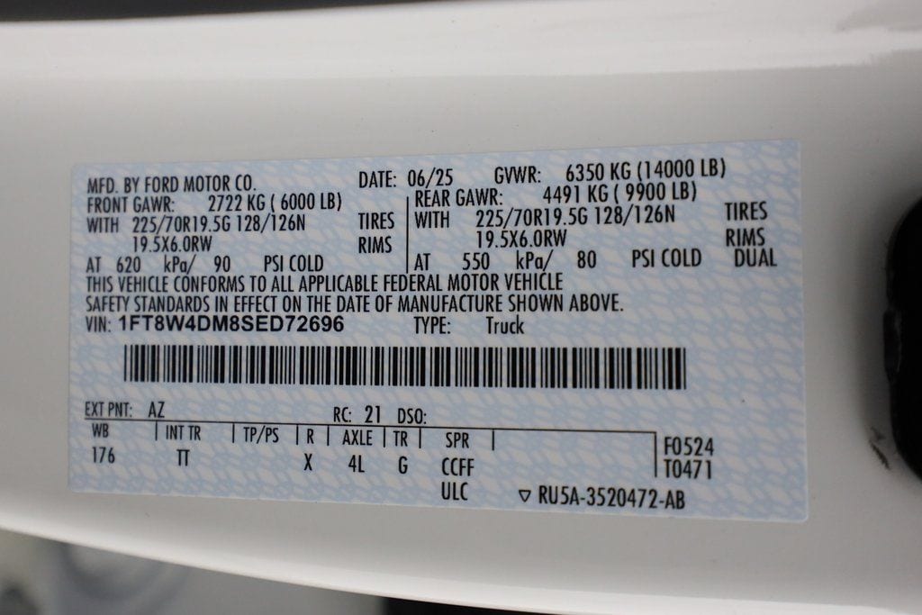2025 Ford F-450 Super Duty Platinum - Photo 61