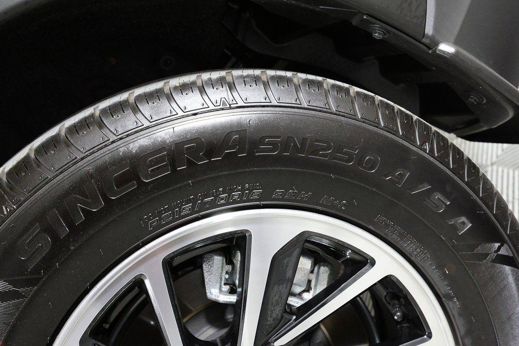 2025 Mitsubishi Eclipse Cross ES - Photo 38