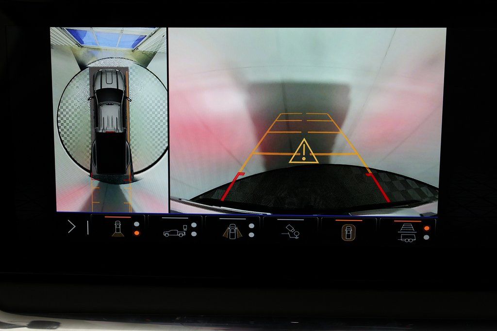 2025 GMC Sierra 3500HD Denali Ultimate - Photo 25