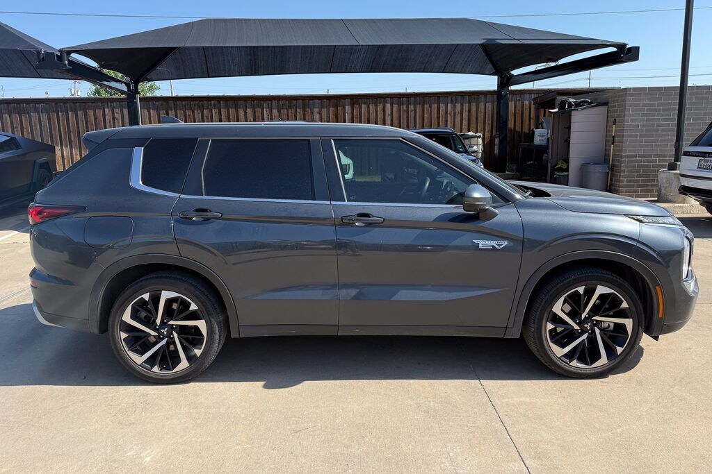 Used 2024 Mitsubishi Outlander PHEV SE SUV