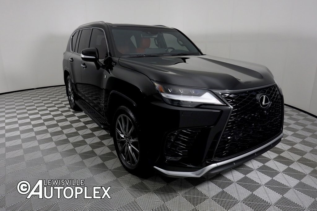 2023 Lexus LX 600 F SPORT photo 3