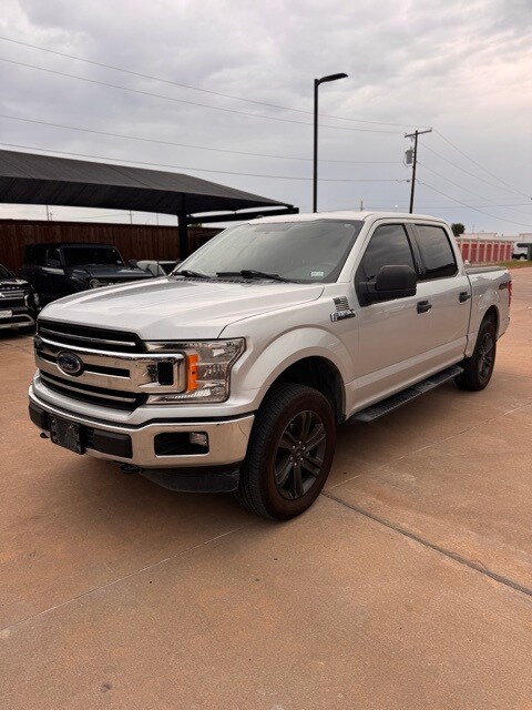 2018 Ford F-150 XLT photo 2