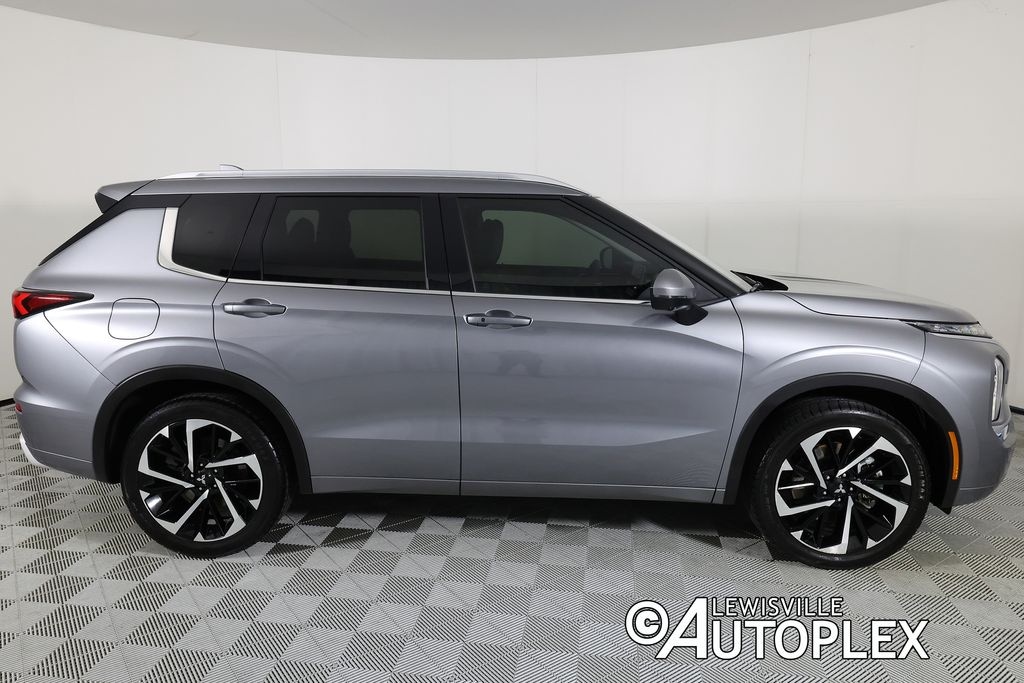 Used 2024 Mitsubishi Outlander SEL SUV