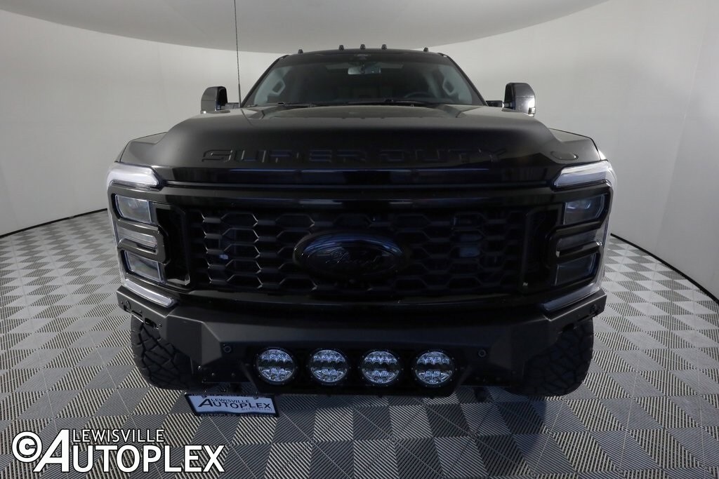 2024 Ford F-450 Limited photo 2