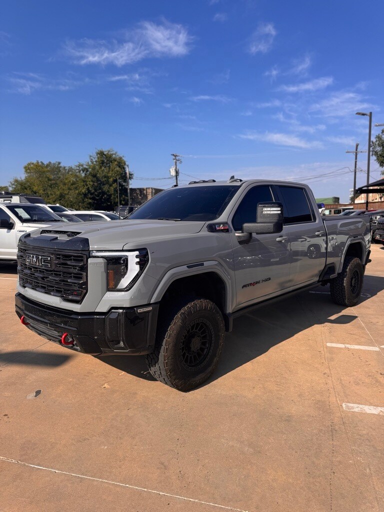 2025 Gmc Sierra 2500 HD AT4X photo 2