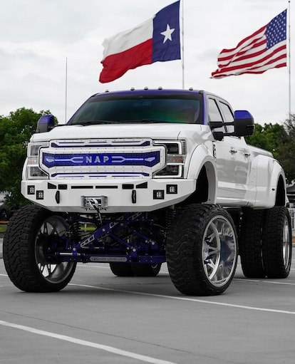 Rear Wheel Impact Area Kit Extended Dually Coverage | FORD F-350 KING RANCH 2018 Rear Wheel Impact Area Kit Extended Dually Coverage | FORD F-350 KING RANCH 2018