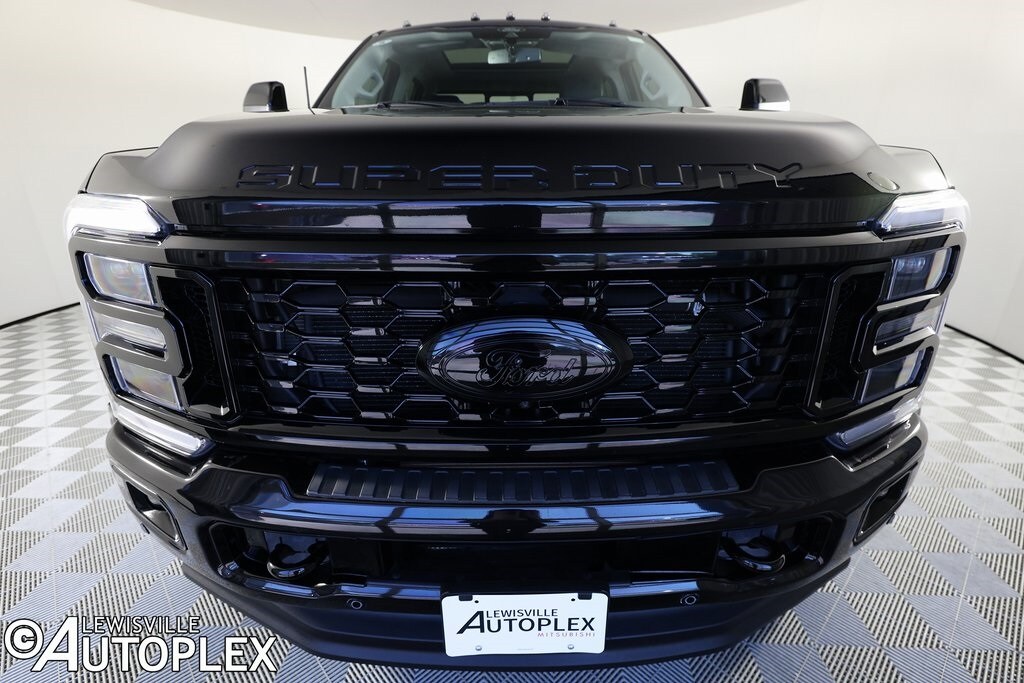 2024 Ford F-450 Limited photo 2