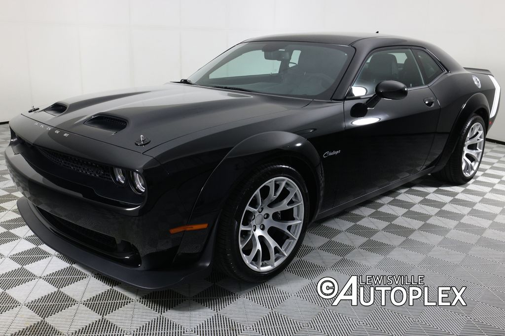 2023 Dodge Challenger SRT - Photo 9